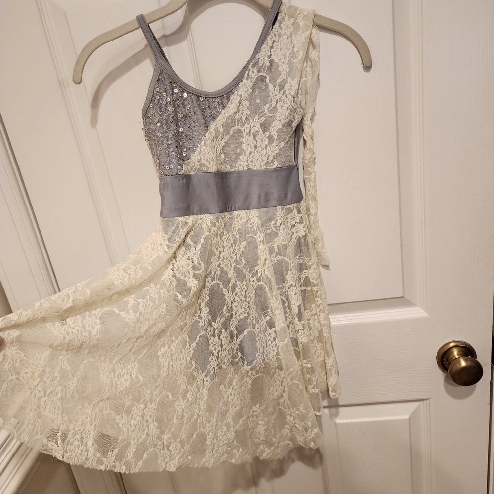 Dance Costume Lyrical Flowy Sequin Lace No‎ Size Dance Collection GUC